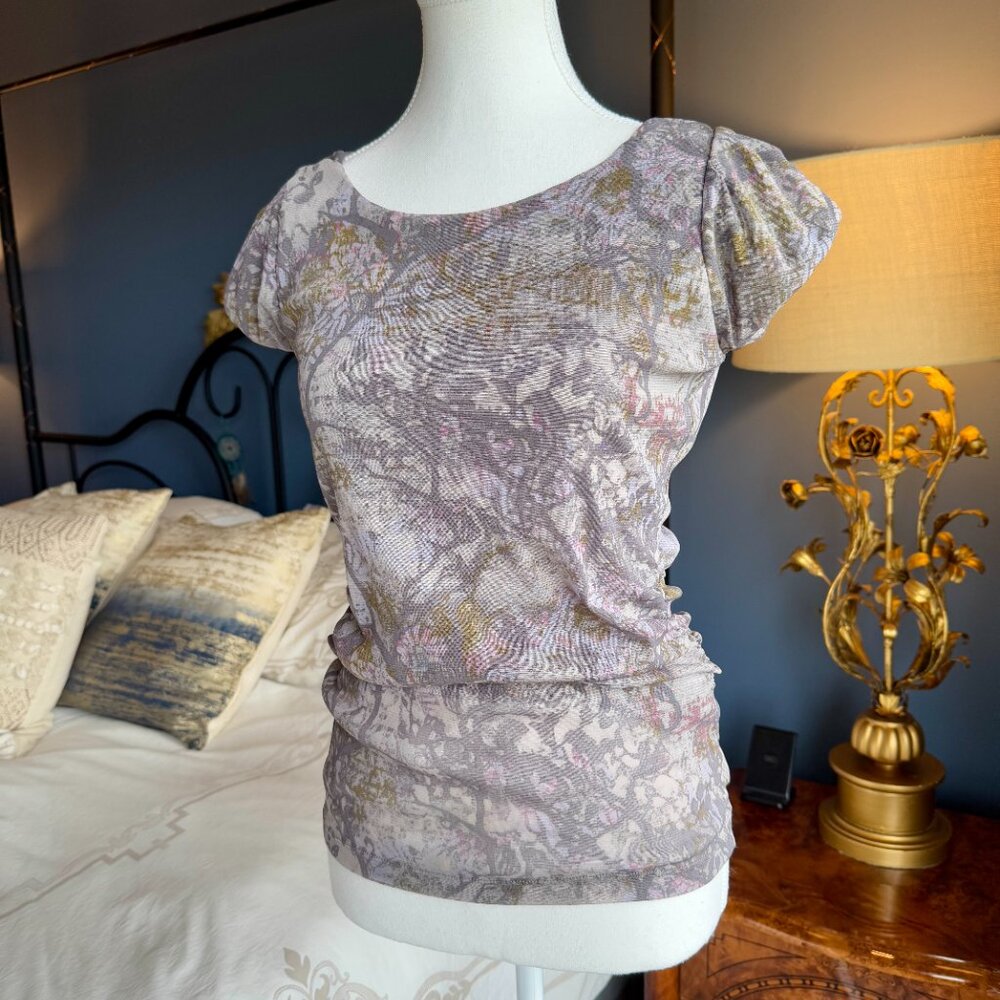 Mexx Mesh Lined Cap Sleeved Grey and Dusty Mauve Woodland Shirt